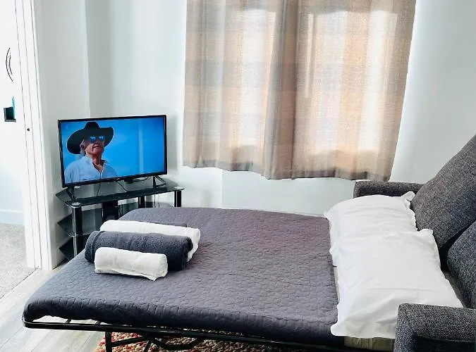 Holgate Hideout - Free Parking York